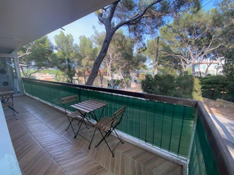 T2 Avec Clim Et Terrasse Vue Mer, Les Sablettes La Seyne-sur-Mer Exterior photo